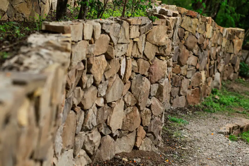 Naturaleza yungas Salta Vaqueros construcciones andinas pircas